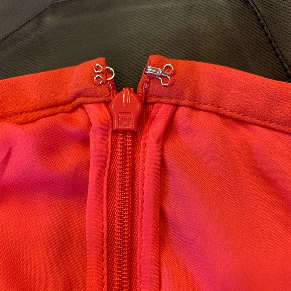 Banana Republic Coral Pleated Miniskirt Size 0 - Picture 6 of 7